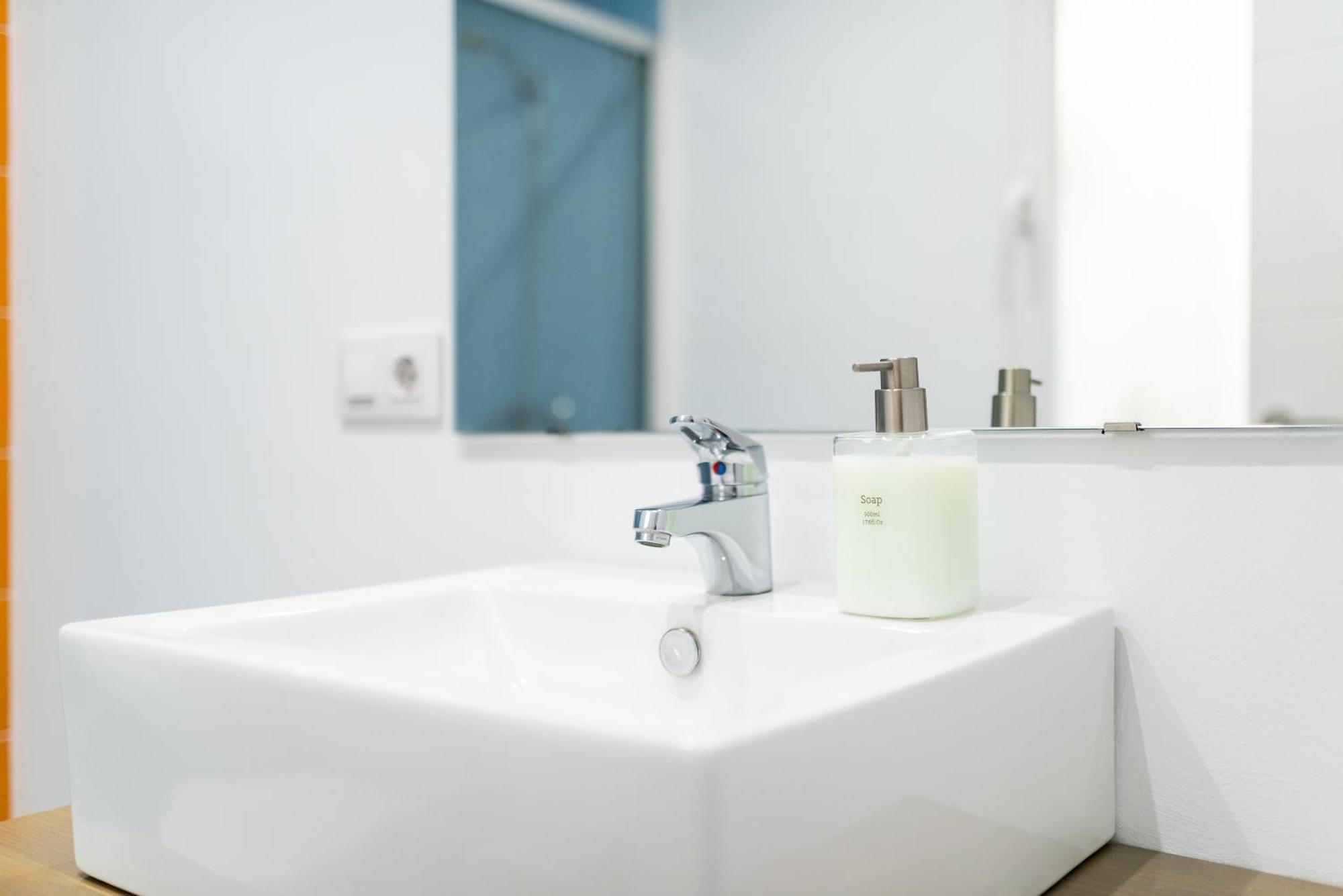 Tuguest Neptuno Apartment Grenada Zewnętrze zdjęcie